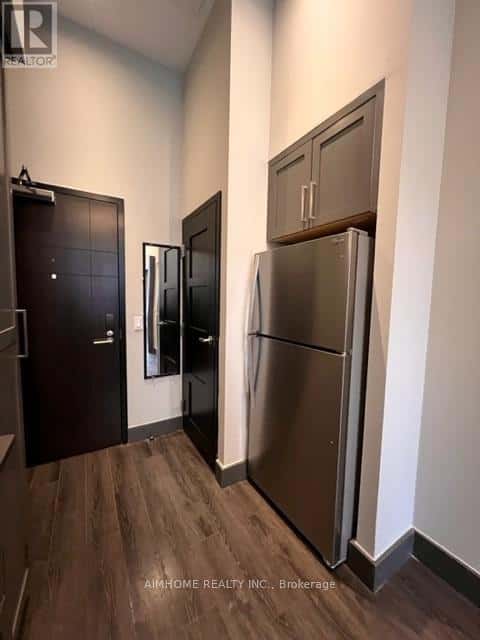 Waterloo — Waterloo - Photo 4 of 5