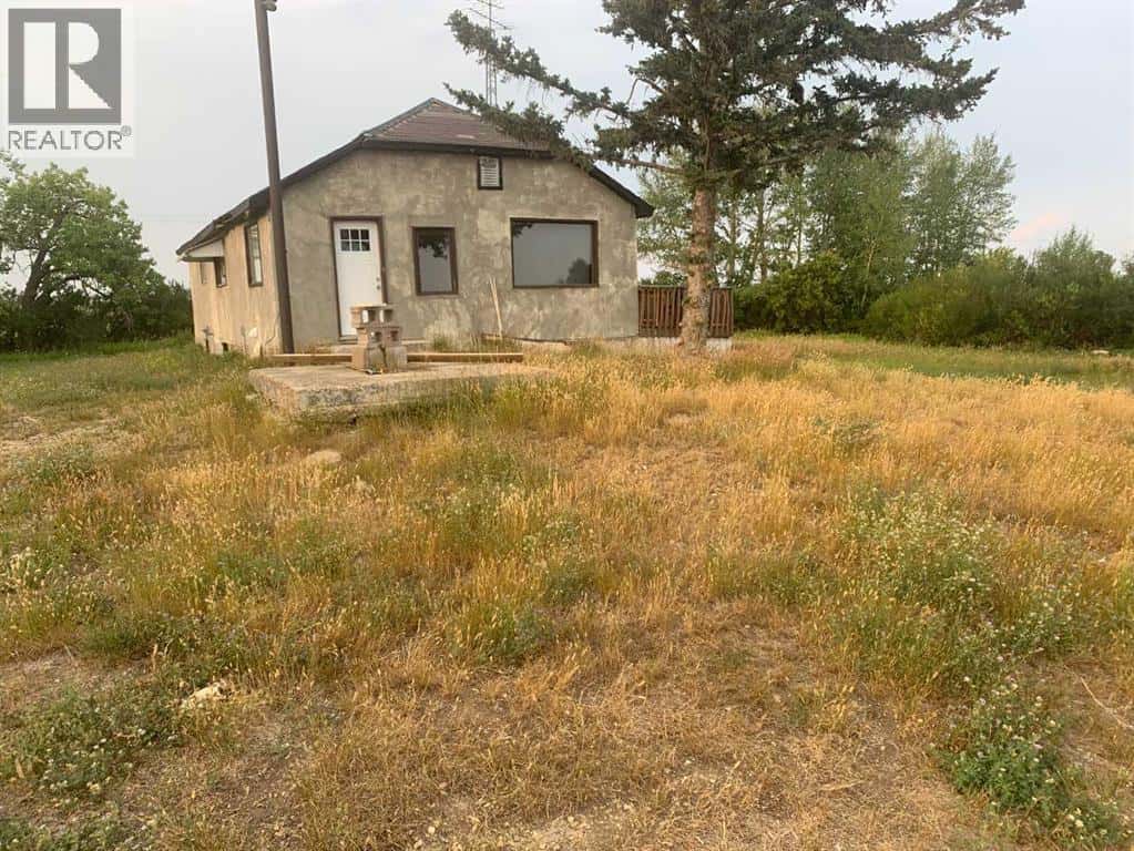 253080 A & 253080 B Range Road 182 — Rural Wheatland County, Alberta - Photo 3 of 14