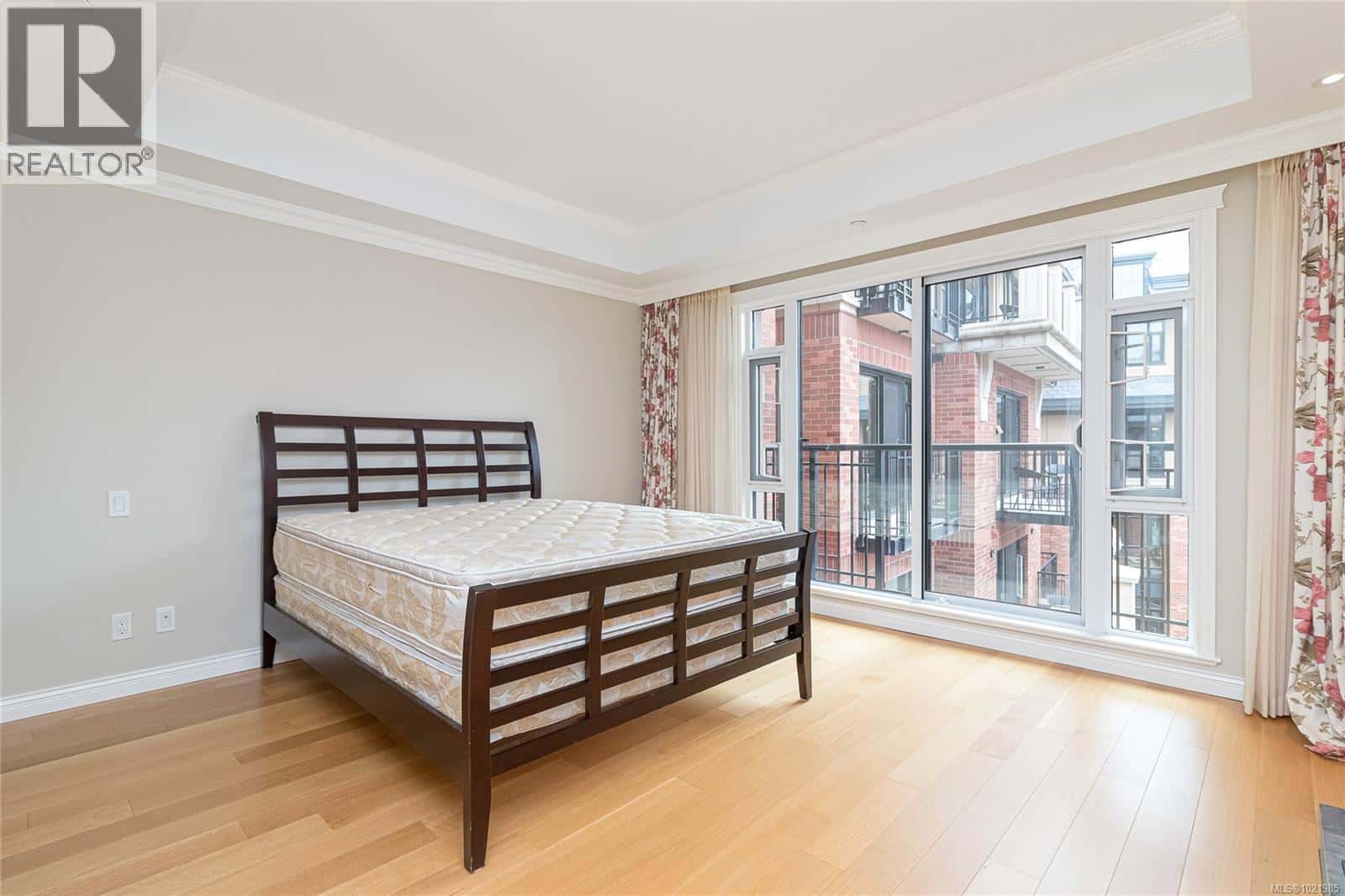 Oak Bay — Oak Bay - Photo 3 of 30