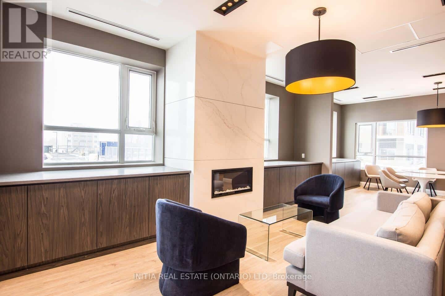 Barrie (Little Lake) — Barrie (Little Lake) - Photo 4 of 20