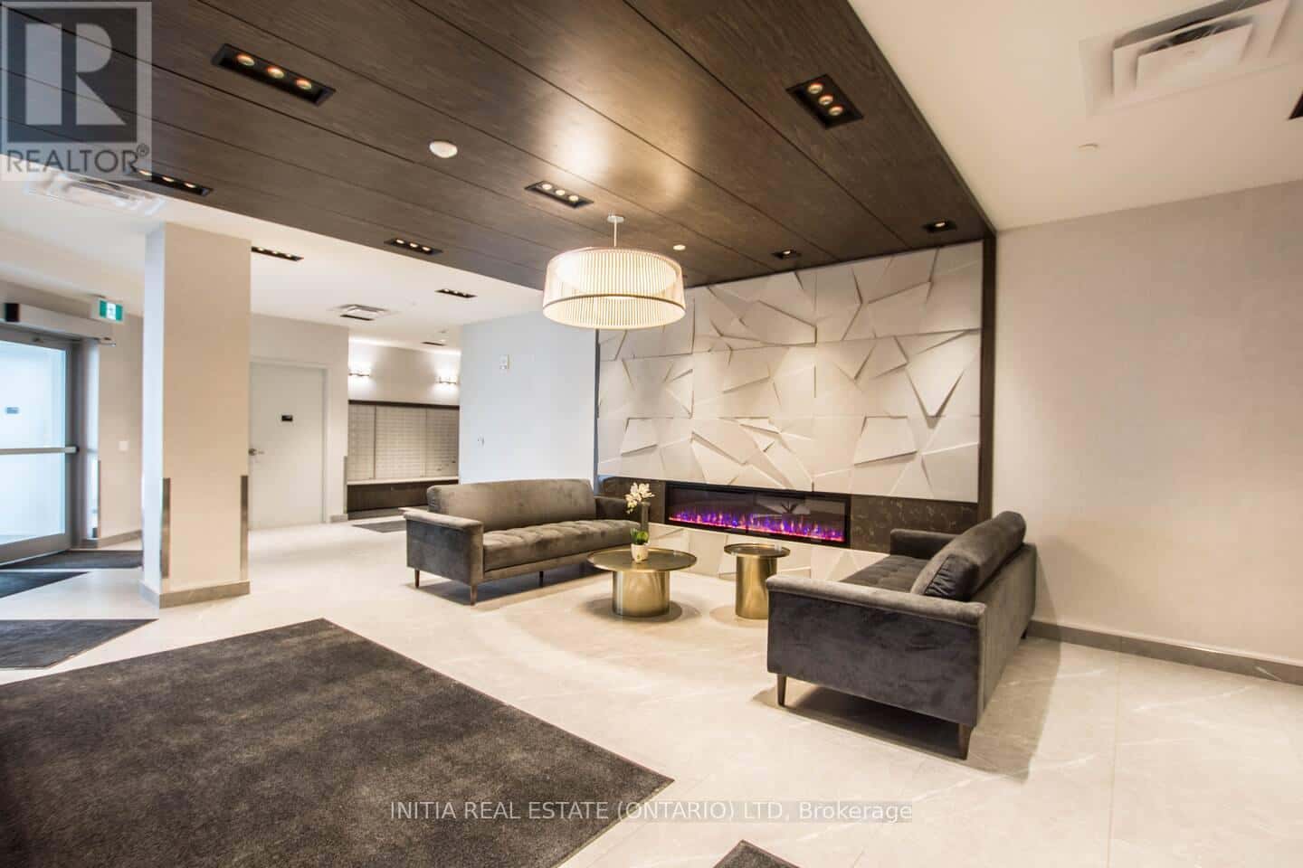 Barrie (Little Lake) — Barrie (Little Lake) - Photo 5 of 20