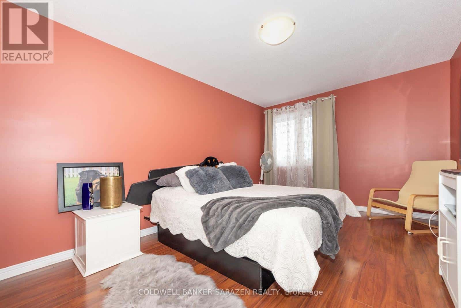 Ottawa — Ottawa - Photo 4 of 44