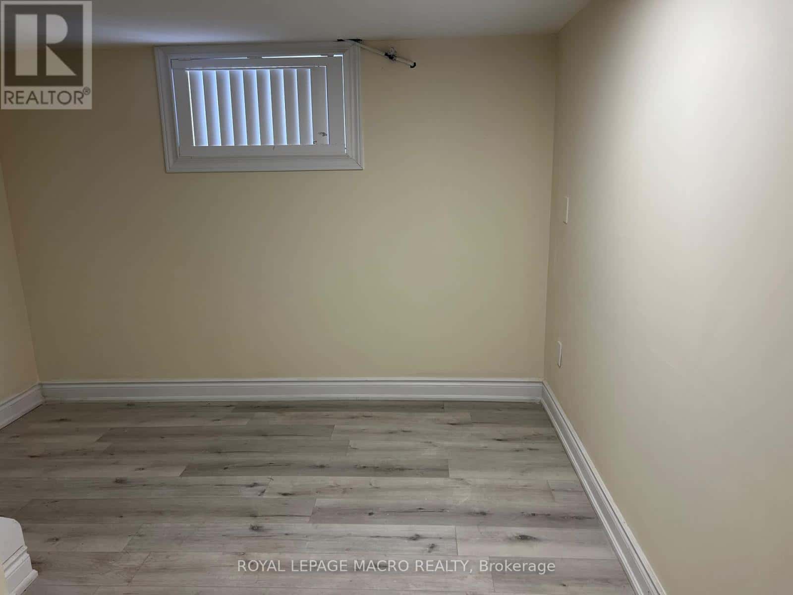 Hamilton — Hamilton - Photo 2 of 19