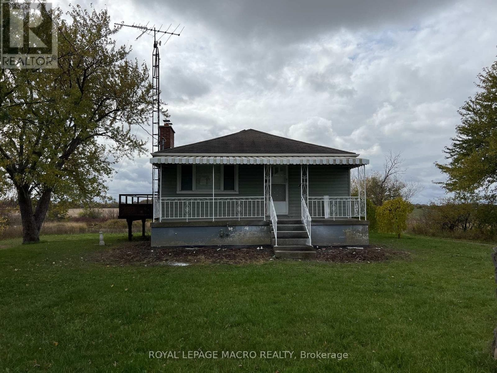 Hamilton — Hamilton - Main photo