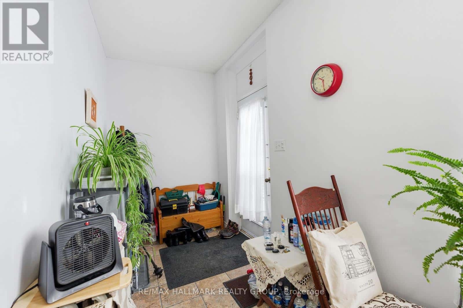 Champlain — Champlain - Photo 4 of 47