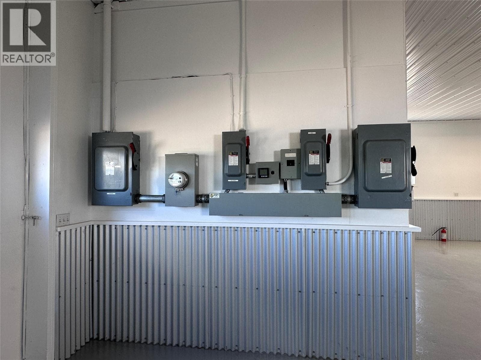 10101 17 Street — Dawson Creek - Main photo