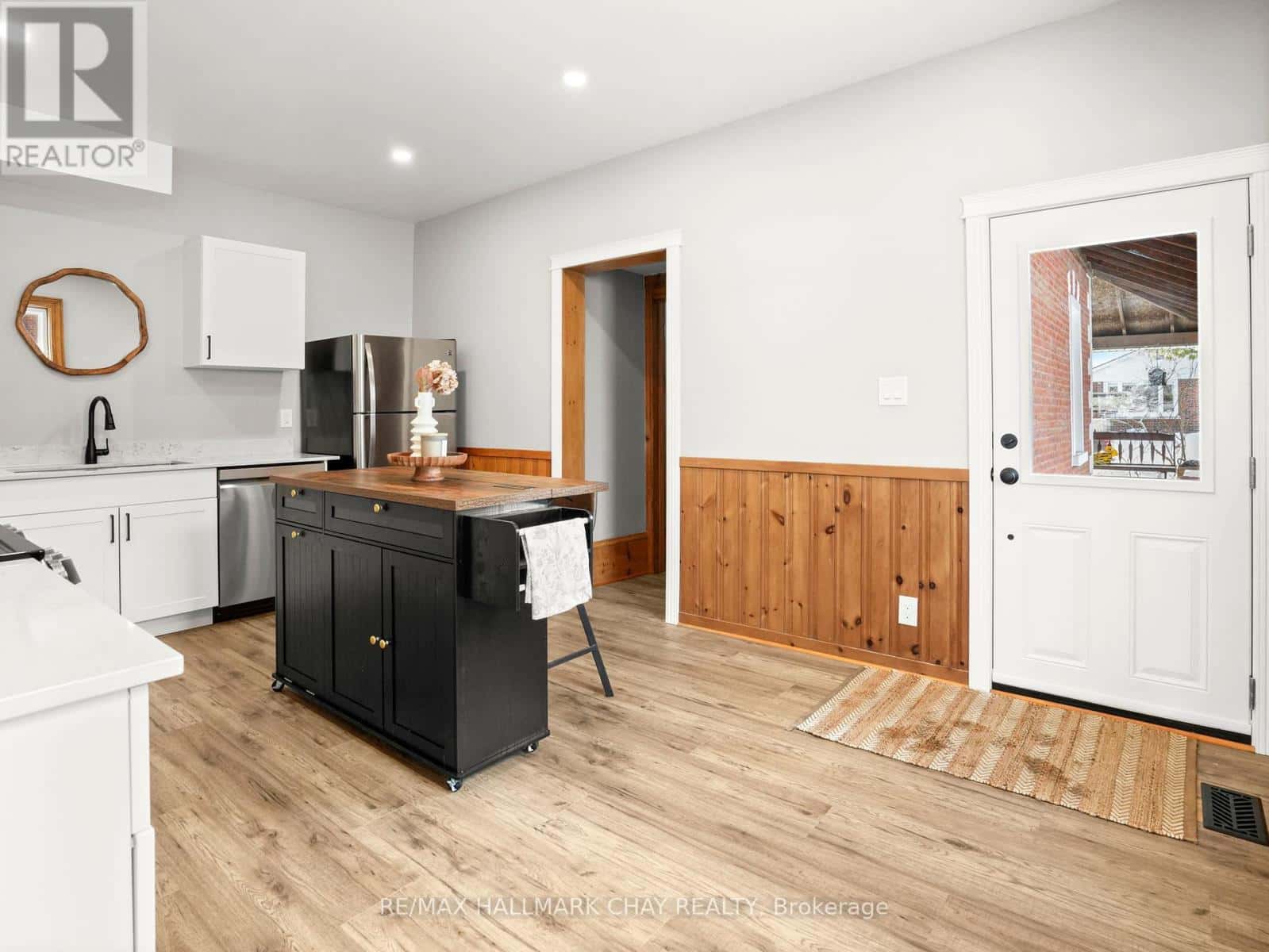 New Tecumseth (Tottenham) — New Tecumseth (Tottenham) - Photo 5 of 44