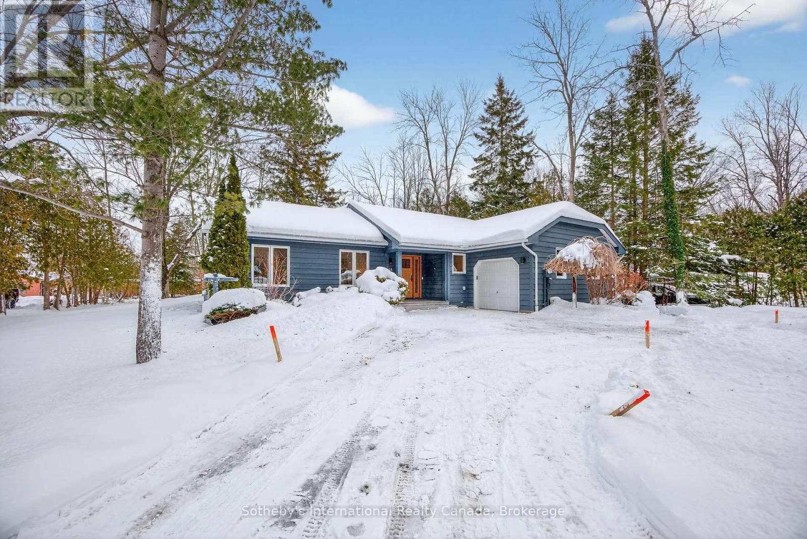 111 PATRICIA DRIVE — Blue Mountains, Ontario - Main photo