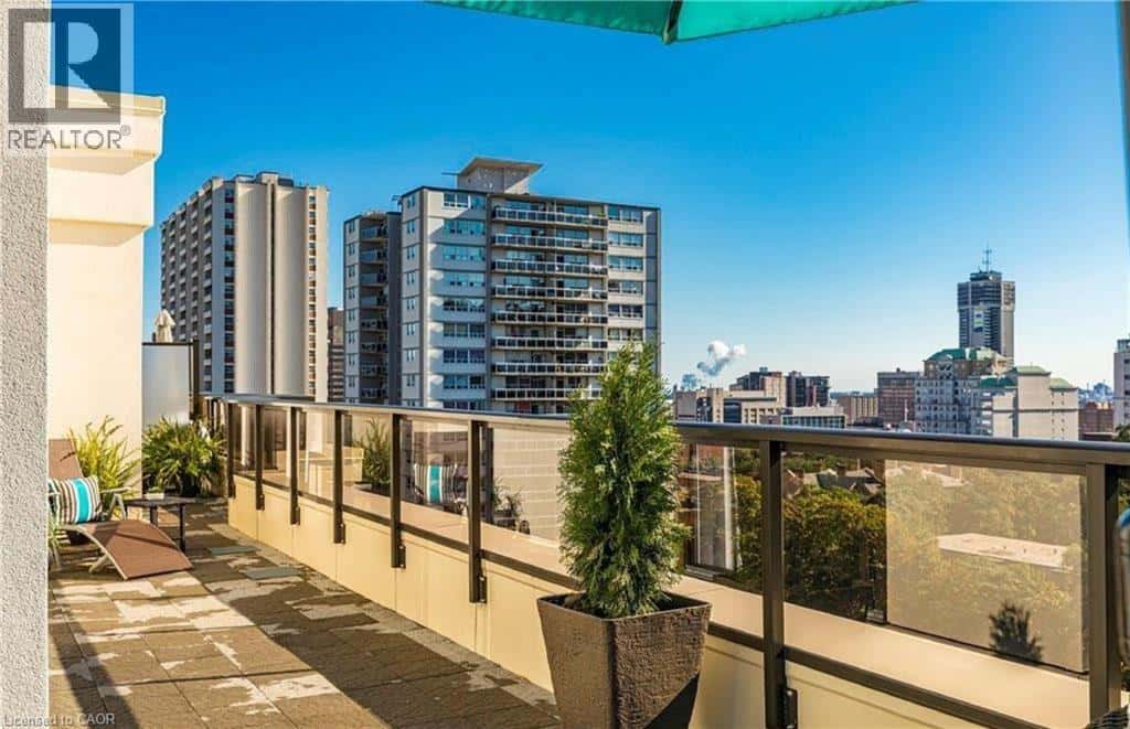 Hamilton — Hamilton - Photo 4 of 20