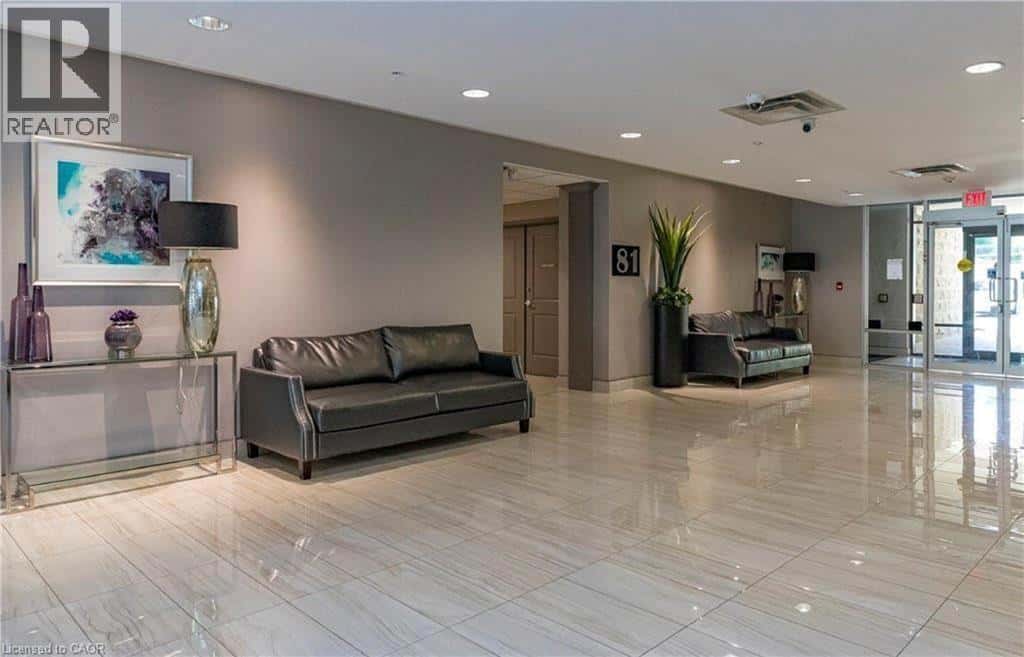 Hamilton — Hamilton - Photo 2 of 20