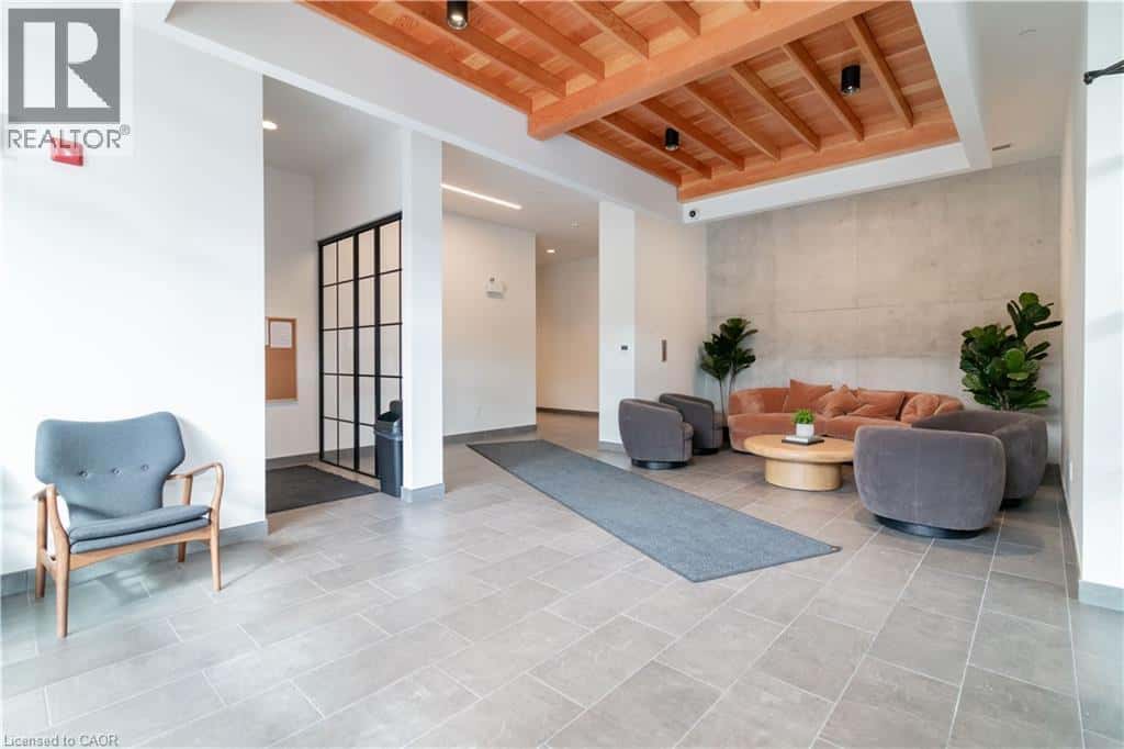 Waterloo — Waterloo - Photo 2 of 41