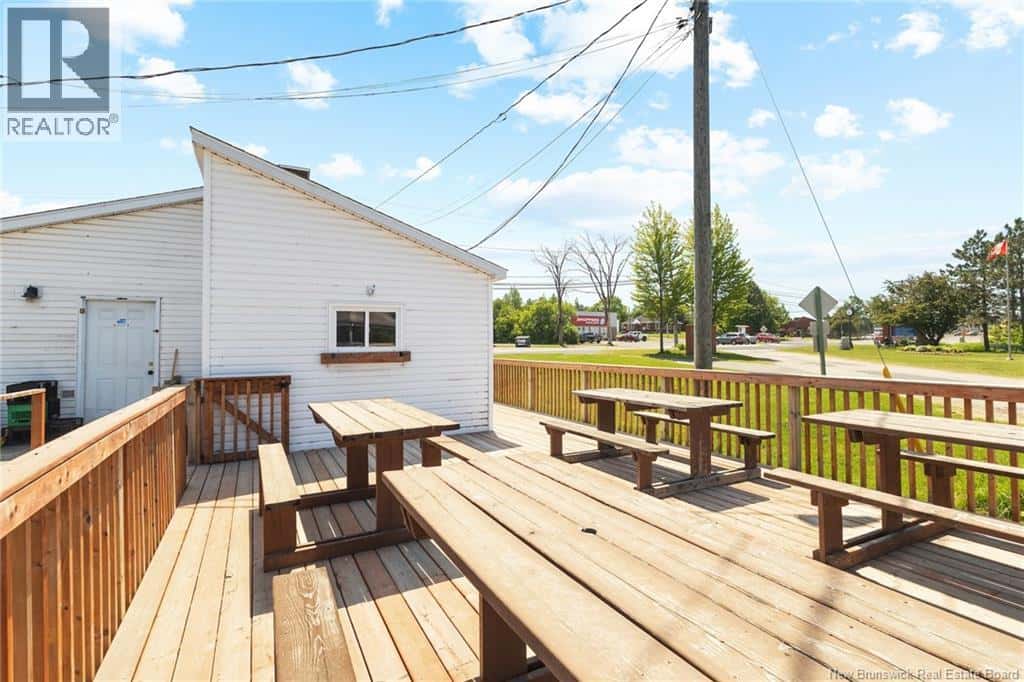 240 Main Street — Chipman, New Brunswick - Photo 4 of 100