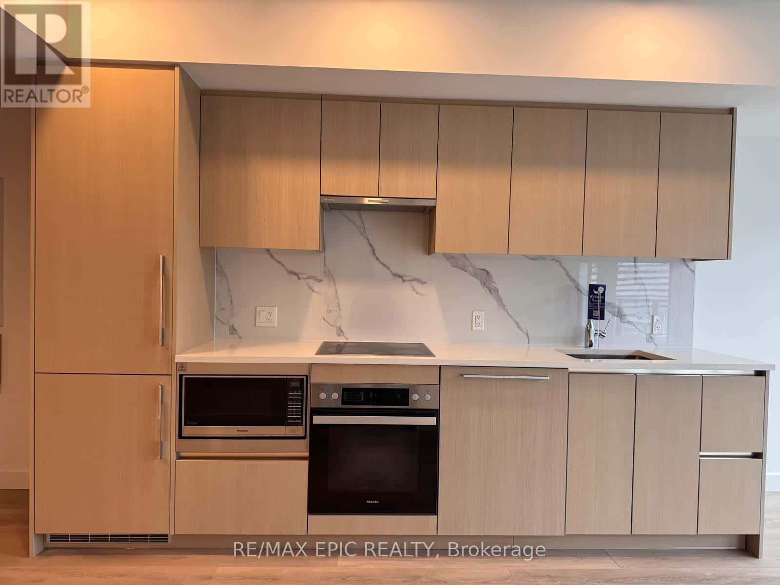 1611 - 1 CONCORD CITYPLACE WAY — Toronto (Waterfront Communities) - Photo 4 of 35