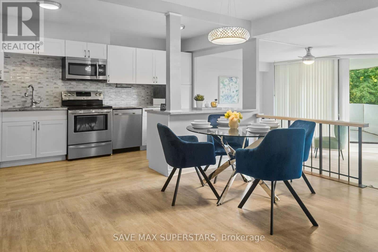 Richmond Hill (North Richvale) — Richmond Hill (North Richvale) - Photo 2 of 38