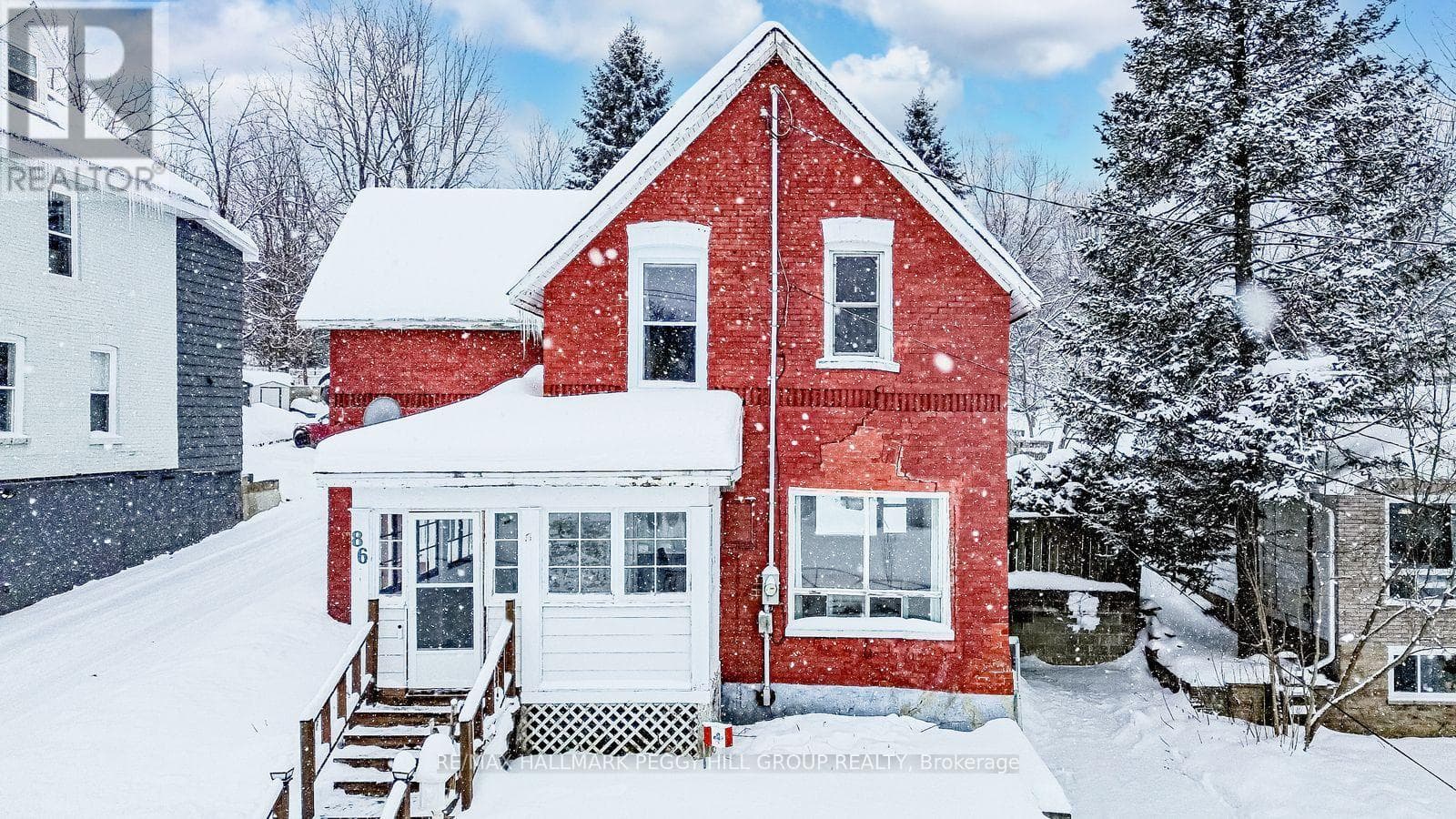 86 SIXTH STREET — Midland, Ontario - Main photo