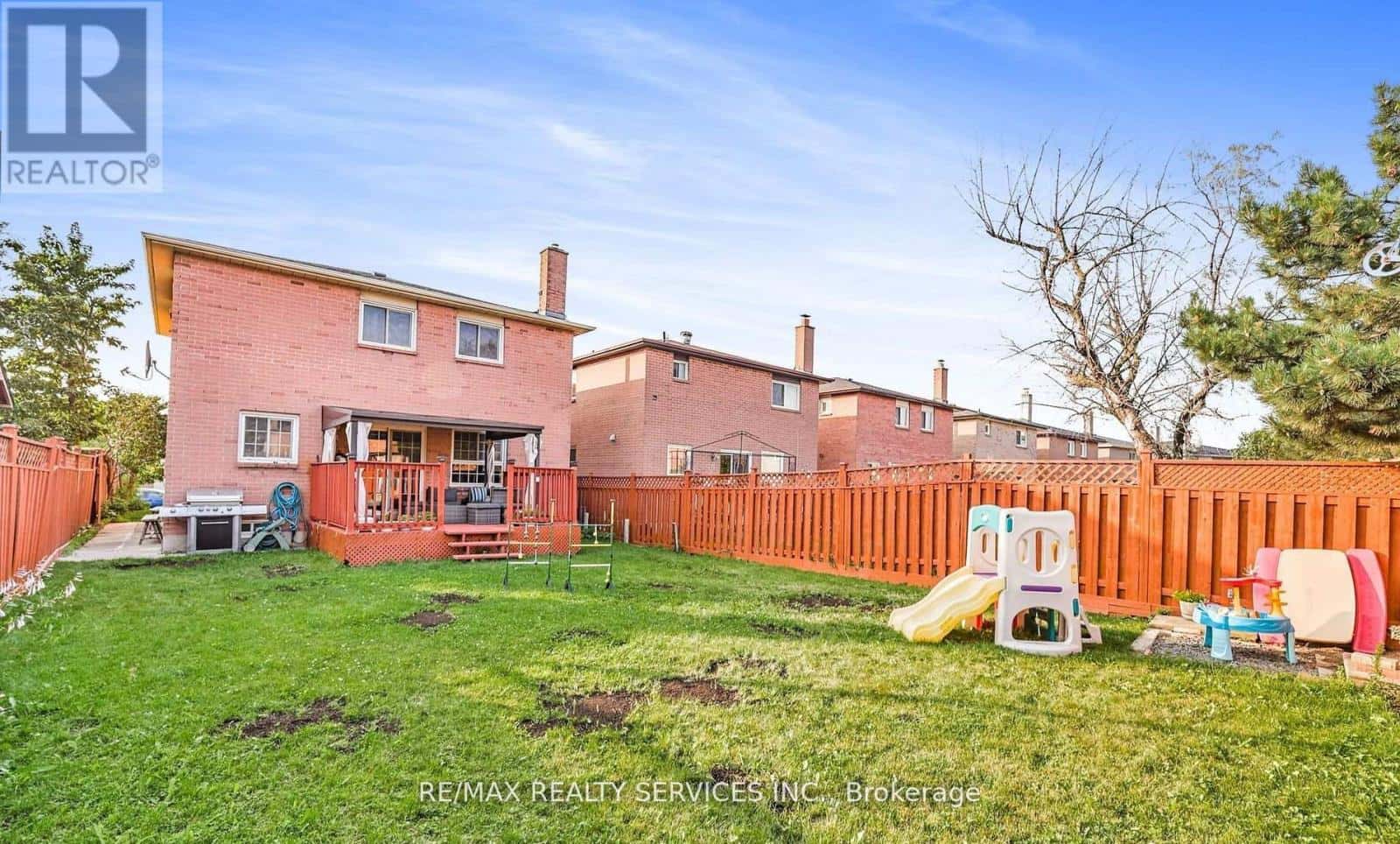 Brampton (Northwood Park) — Brampton (Northwood Park) - Photo 5 of 21