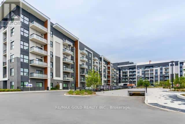 Oakville (GO Glenorchy) — Oakville (GO Glenorchy) - Photo 2 of 38