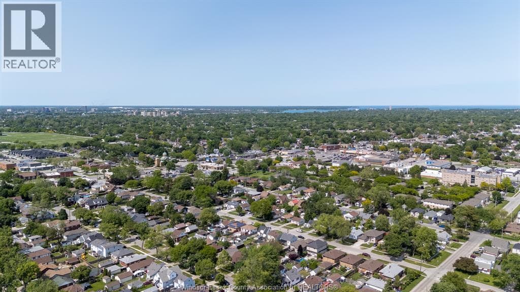 Windsor — Windsor - Main photo