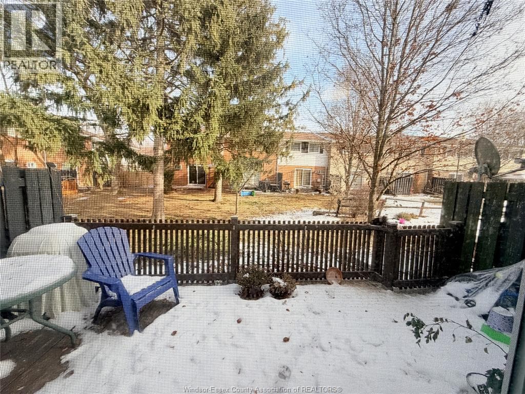 3000 MEADOWBROOK LANE Unit# 2 — Windsor - Main photo