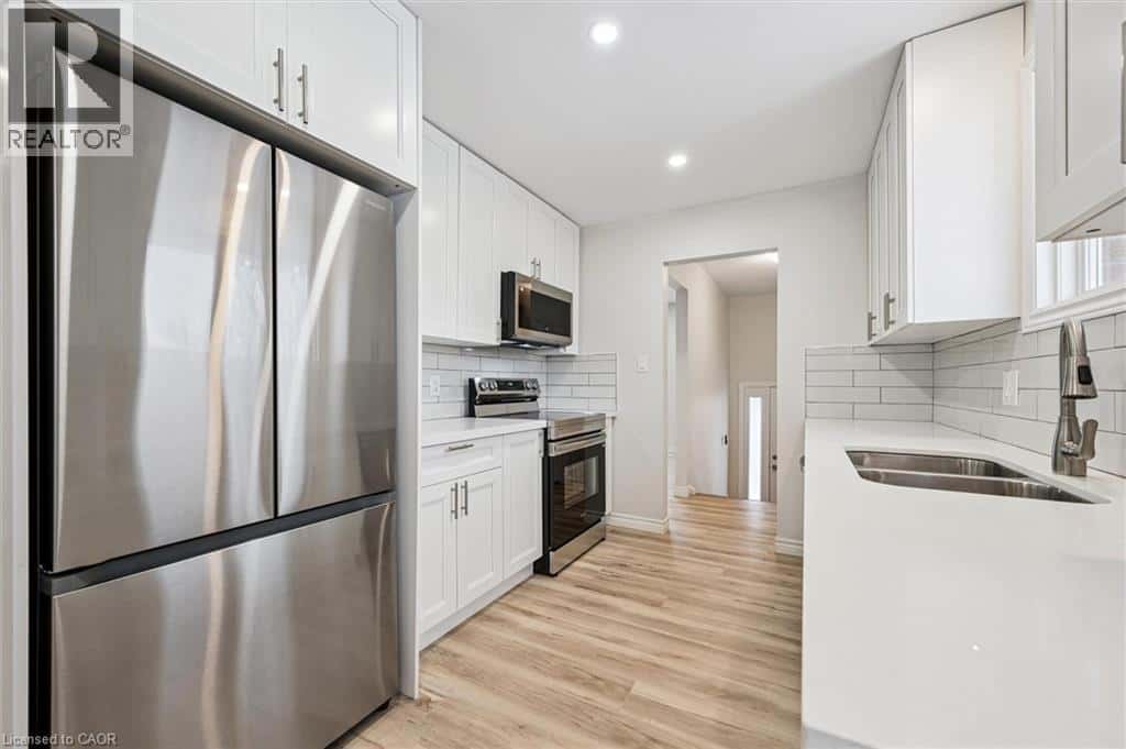 Kitchener — Kitchener - Photo 5 of 19