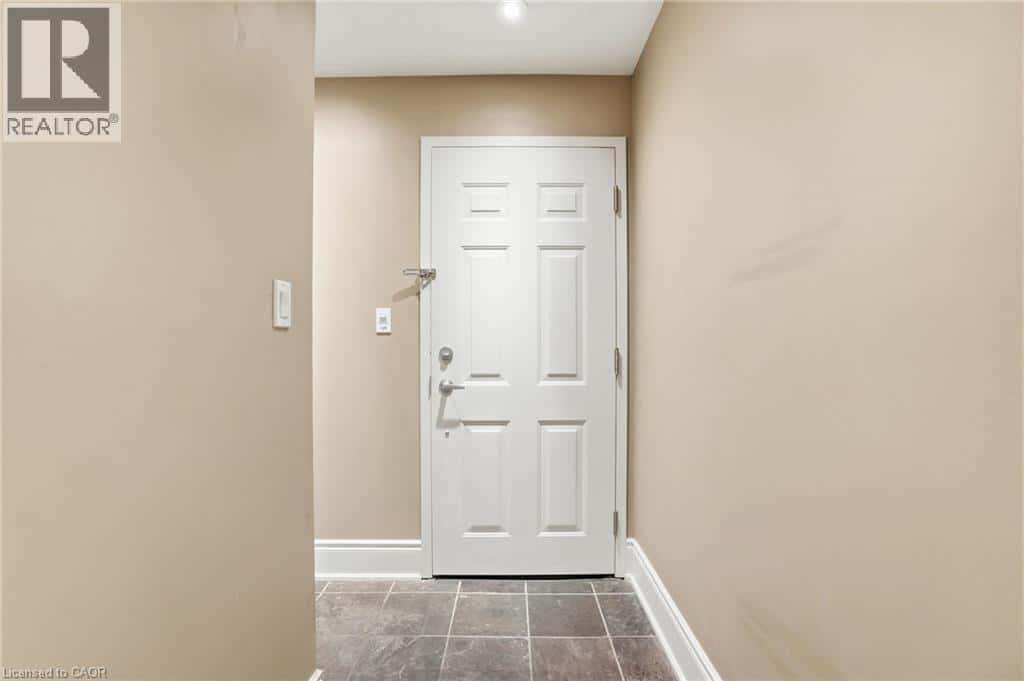 Hamilton — Hamilton - Photo 2 of 22