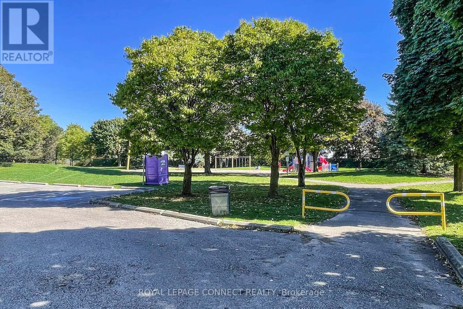 Whitby (Downtown Whitby) — Whitby (Downtown Whitby) - Photo 4 of 37