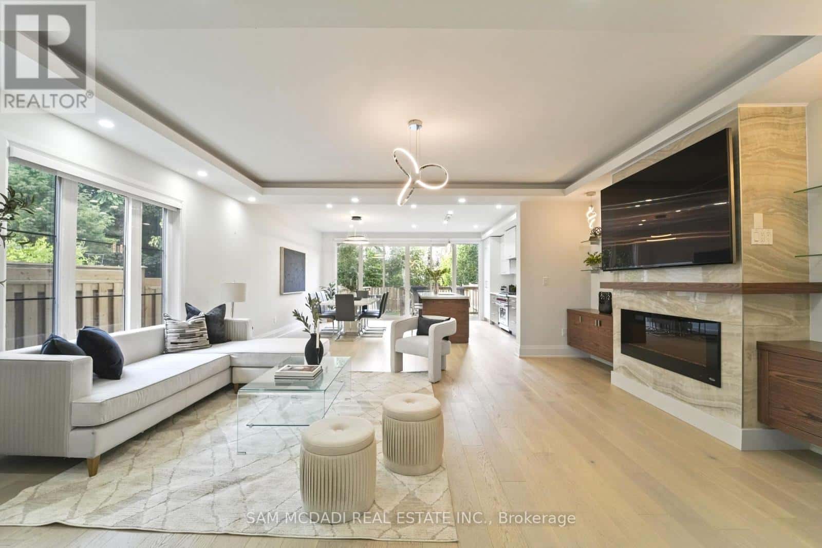 Mississauga (Port Credit) — Mississauga (Port Credit) - Photo 5 of 49