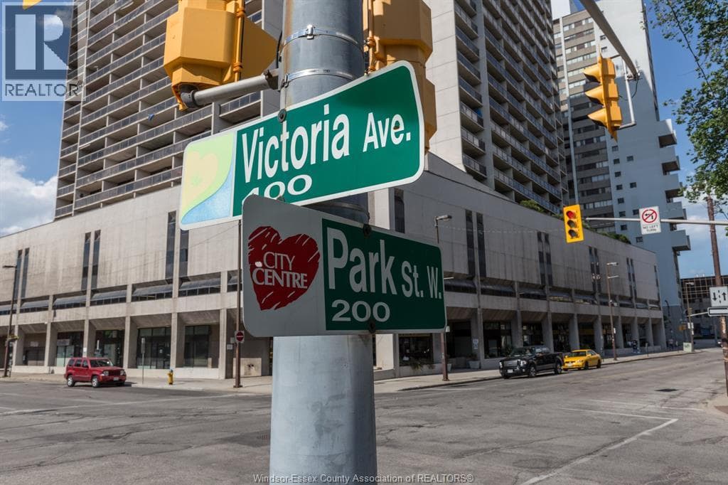 Windsor — Windsor - Main photo