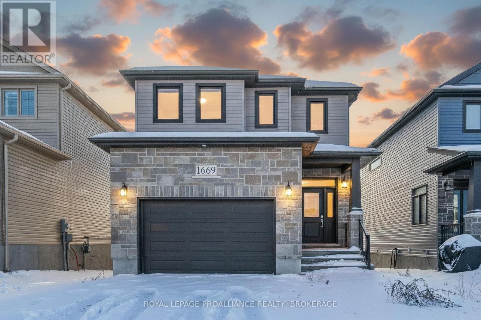 1669 BROOKEDAYLE AVENUE — Kingston (City Northwest), Ontario - Main photo