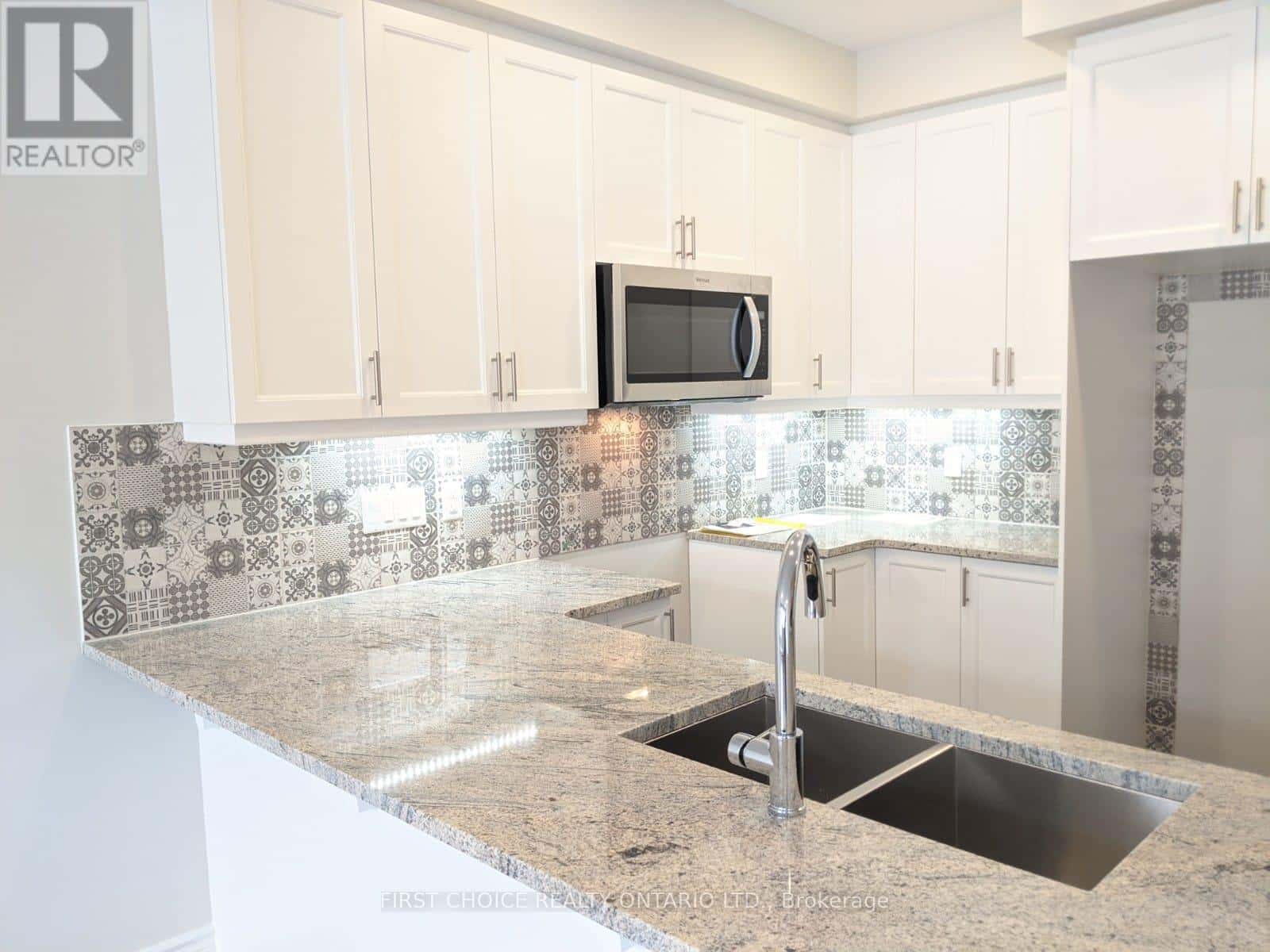 3961 KELLY FARM DRIVE — Ottawa - Photo 5 of 33