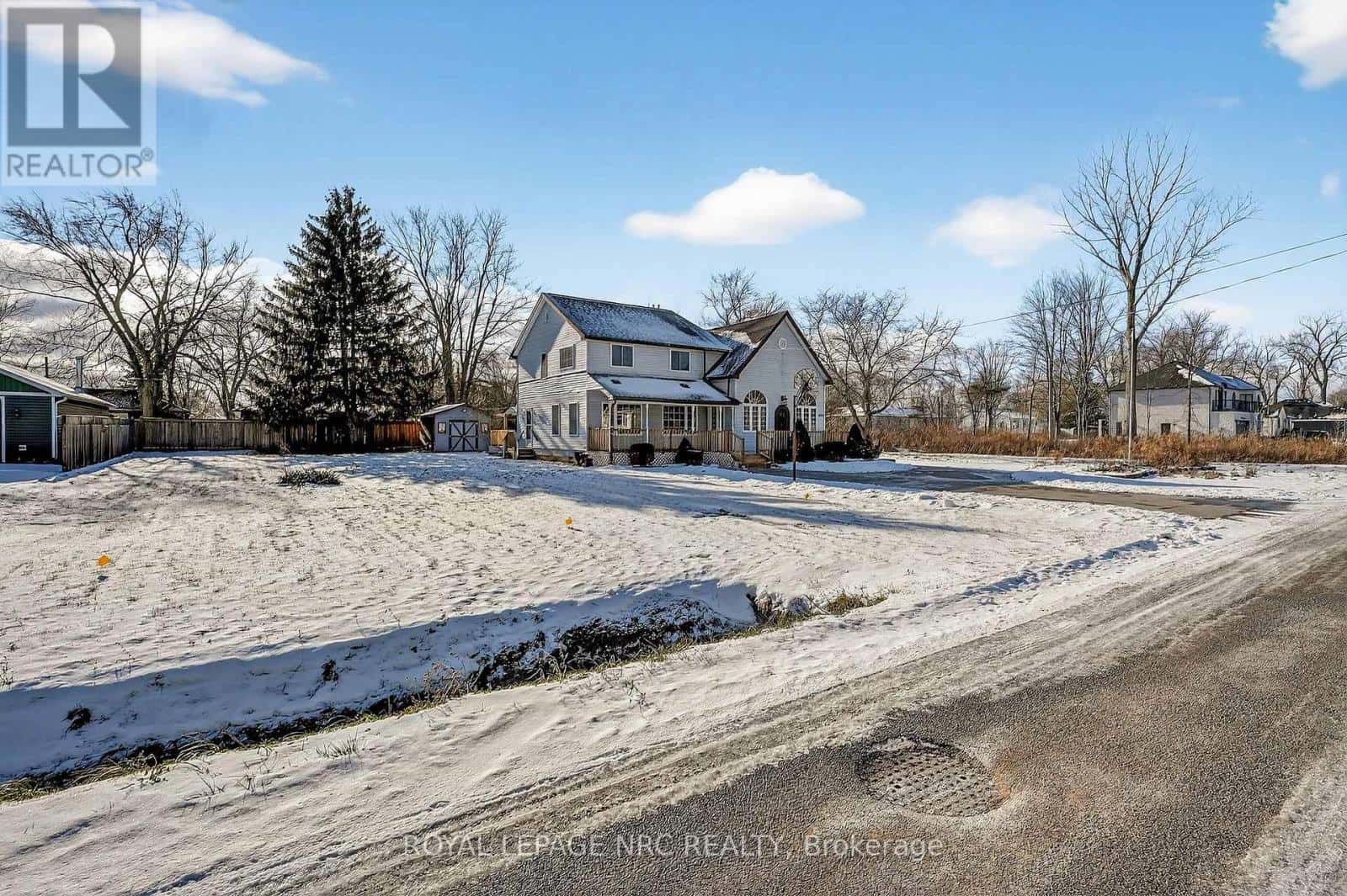 Fort Erie (Ridgeway) — Fort Erie (Ridgeway) - Photo 3 of 40