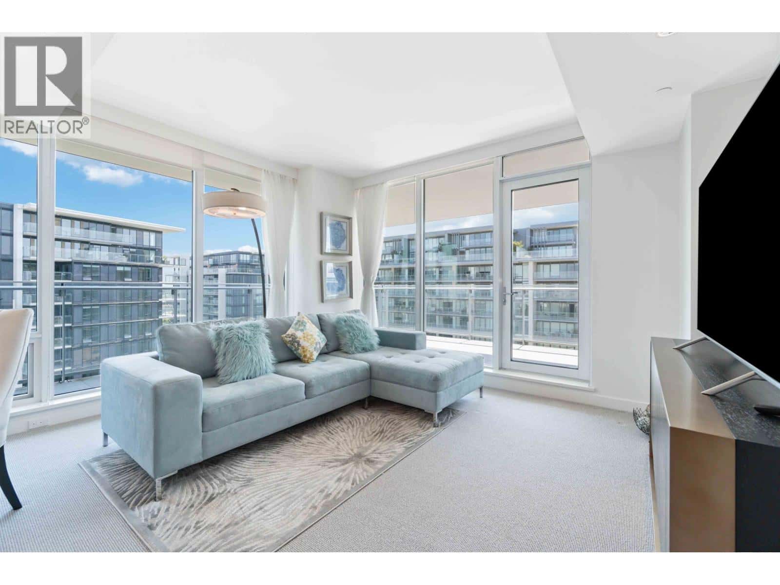 Richmond — Richmond - Photo 2 of 23