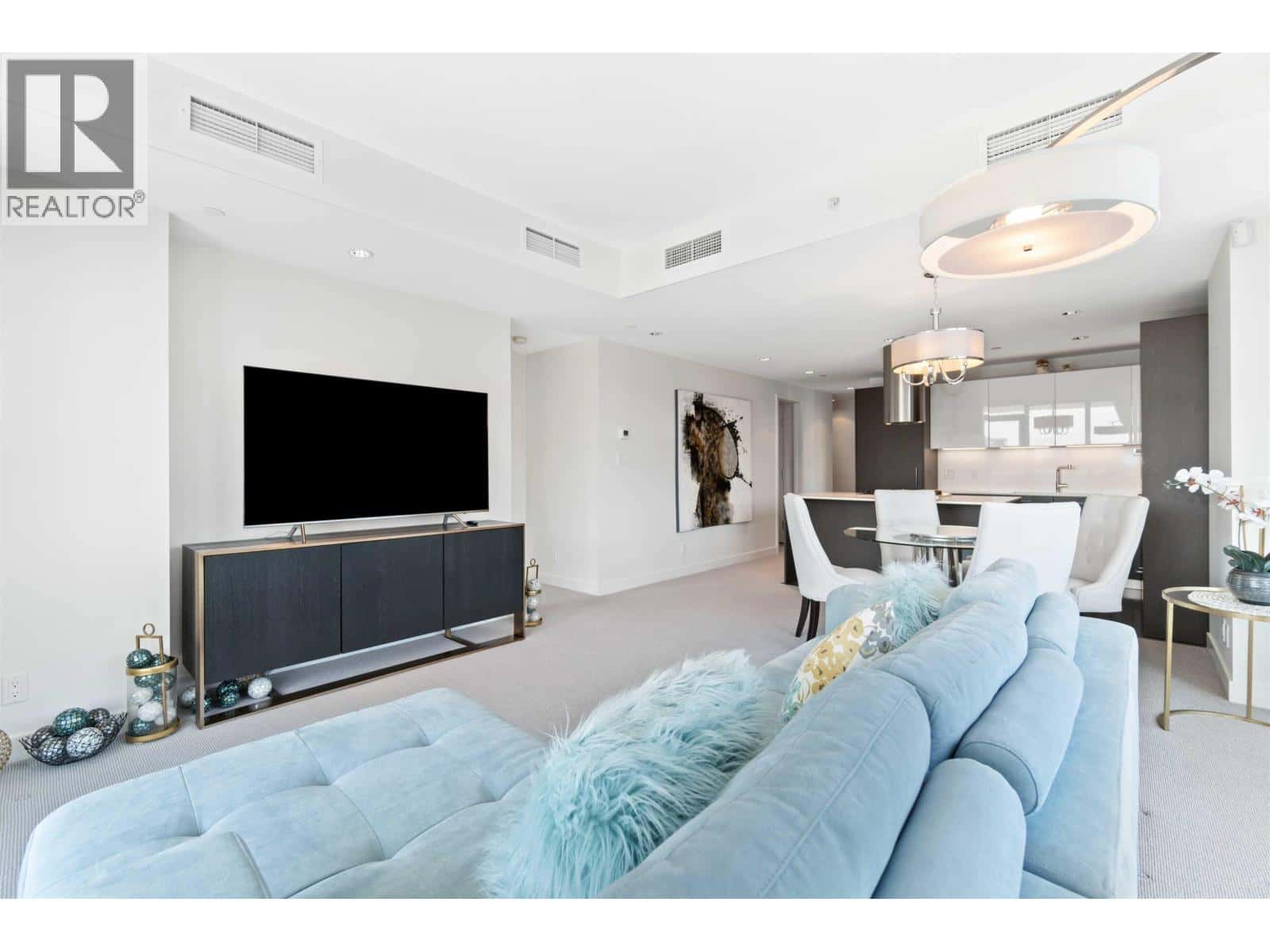 Richmond — Richmond - Photo 3 of 23