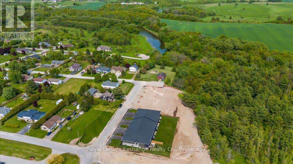 Arran-Elderslie — Arran-Elderslie - Photo 5 of 40