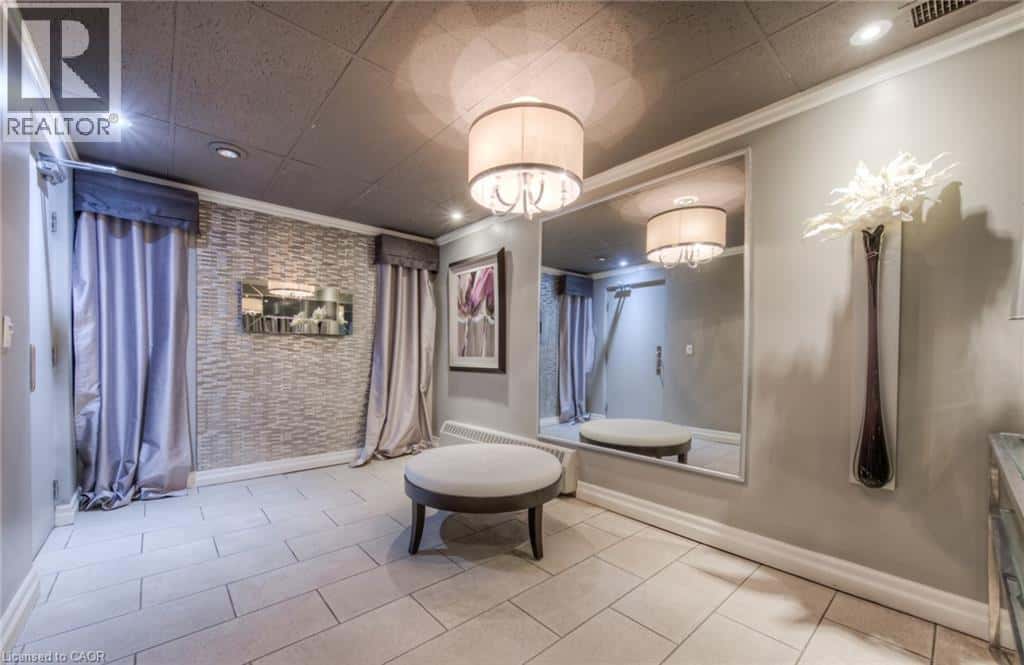 Waterloo — Waterloo - Photo 2 of 7