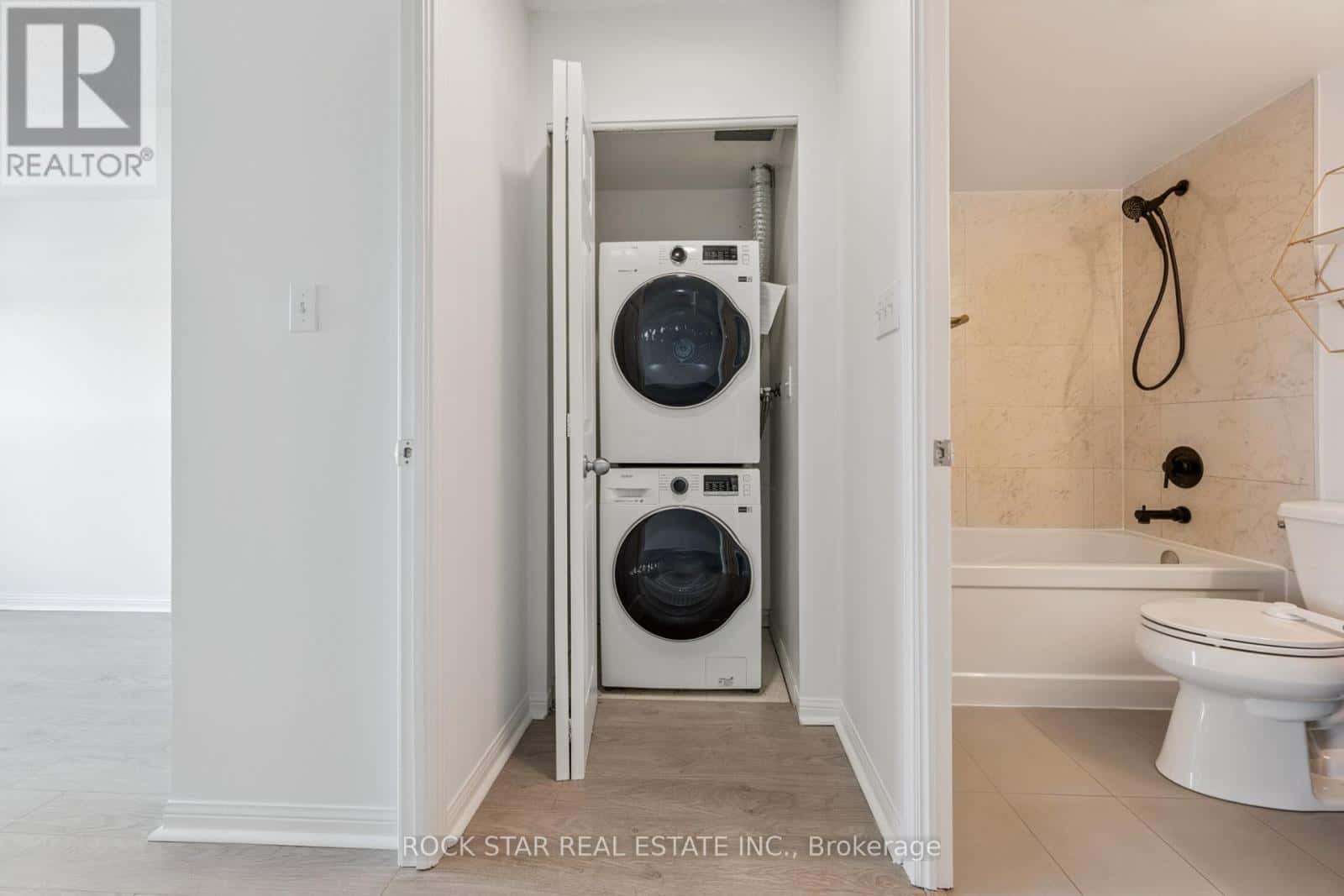 Toronto (Willowdale West) — Toronto (Willowdale West) - Photo 4 of 27