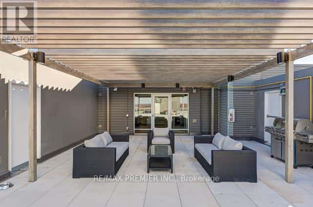 Barrie (Little Lake) — Barrie (Little Lake) - Photo 4 of 32