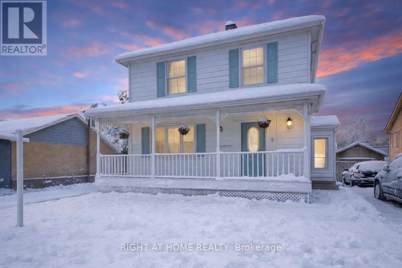 44 NEWTON STREET — Barrie (Wellington) - Main photo