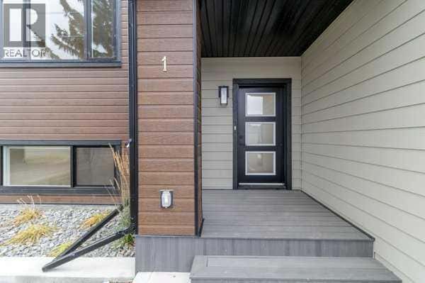 4-4313 48 Avenue — Sylvan Lake, Alberta - Photo 3 of 32