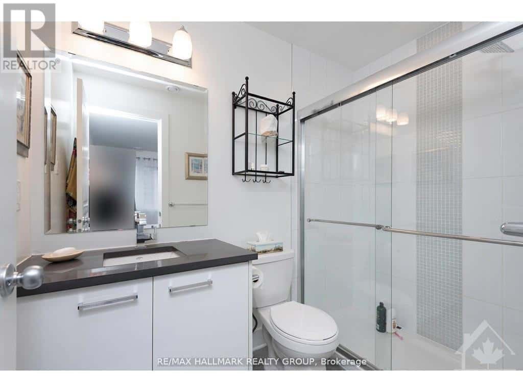 Ottawa — Ottawa - Photo 3 of 26