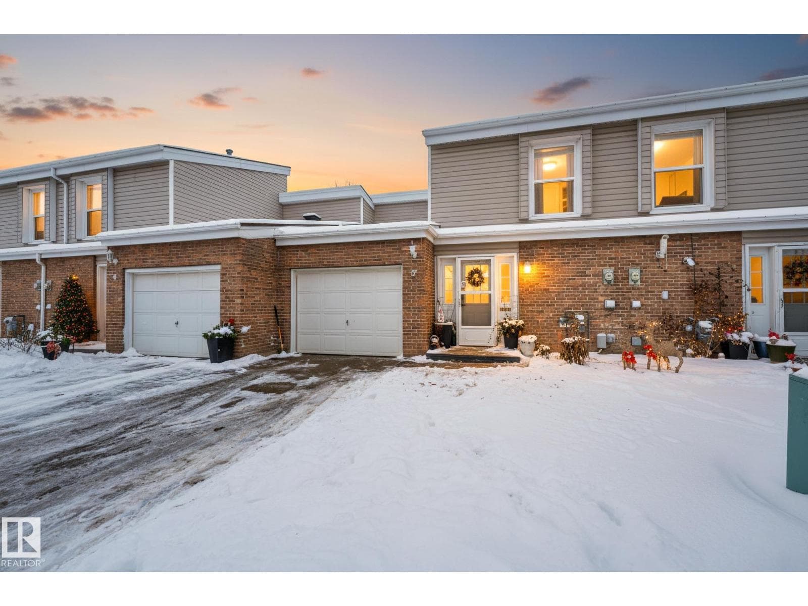 7 GRANDVIEW RG — St. Albert, Alberta - Main photo