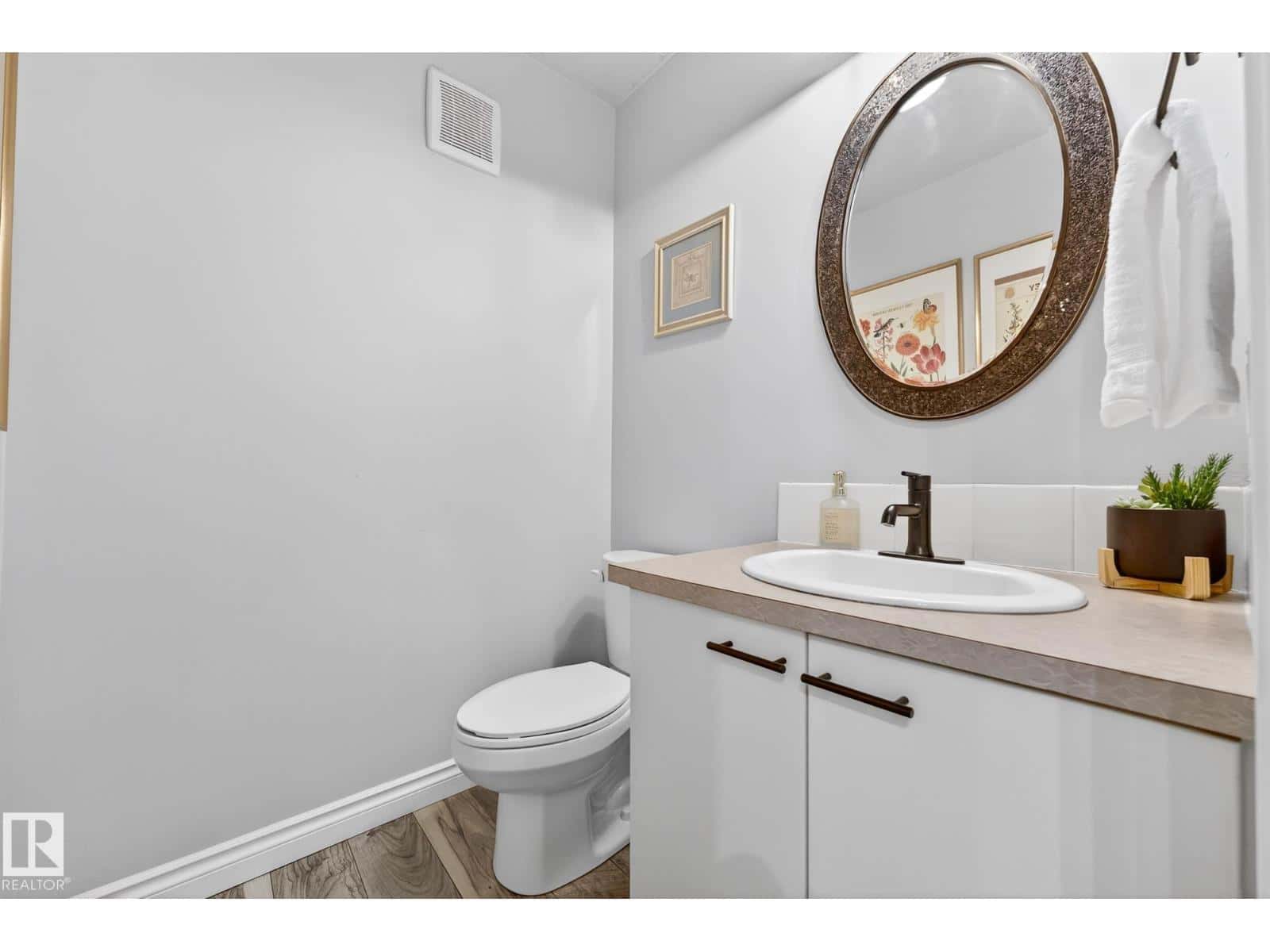 St. Albert — St. Albert - Photo 4 of 34