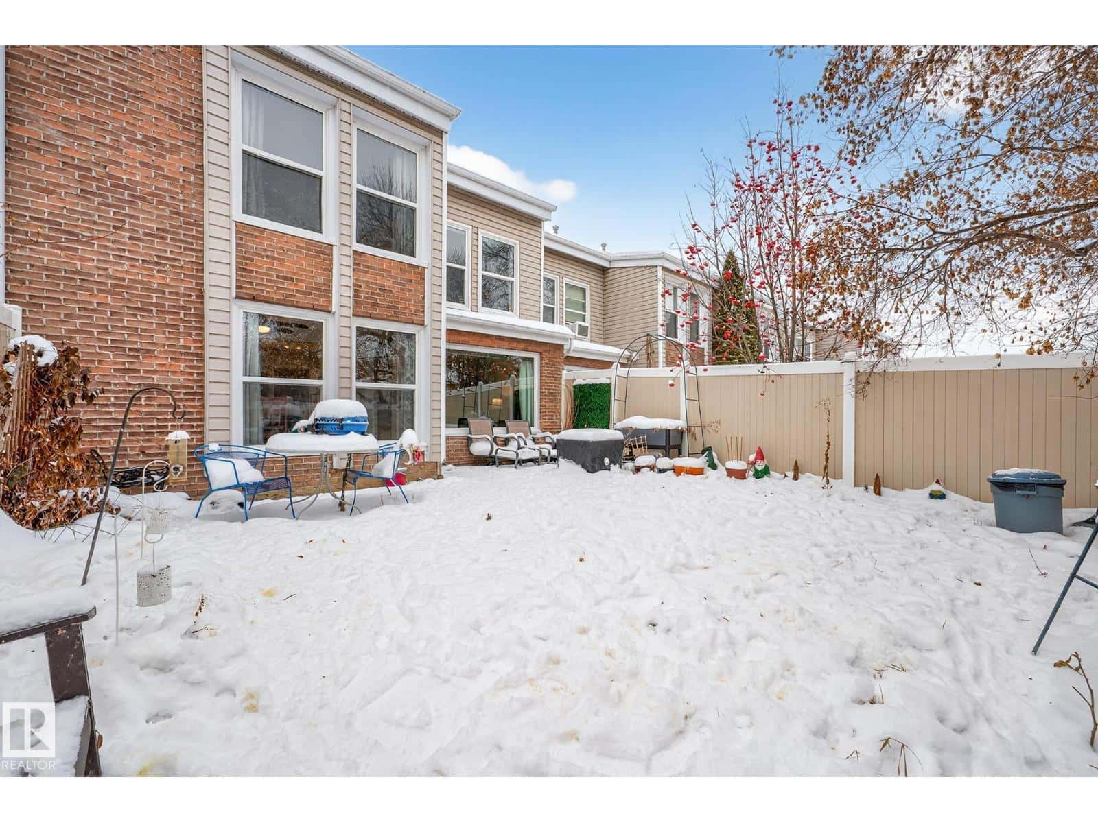 St. Albert — St. Albert - Photo 2 of 34