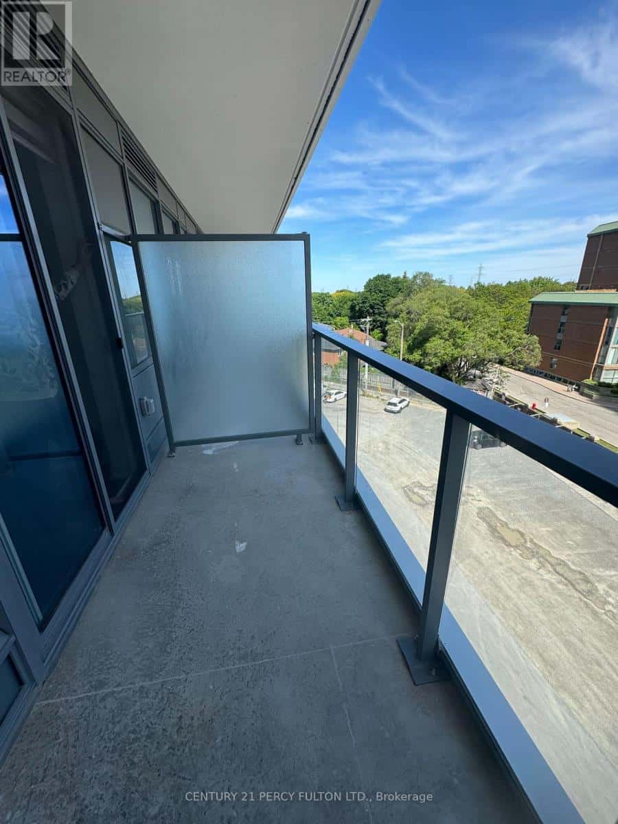 Toronto (Newtonbrook East) — Toronto (Newtonbrook East) - Photo 2 of 45