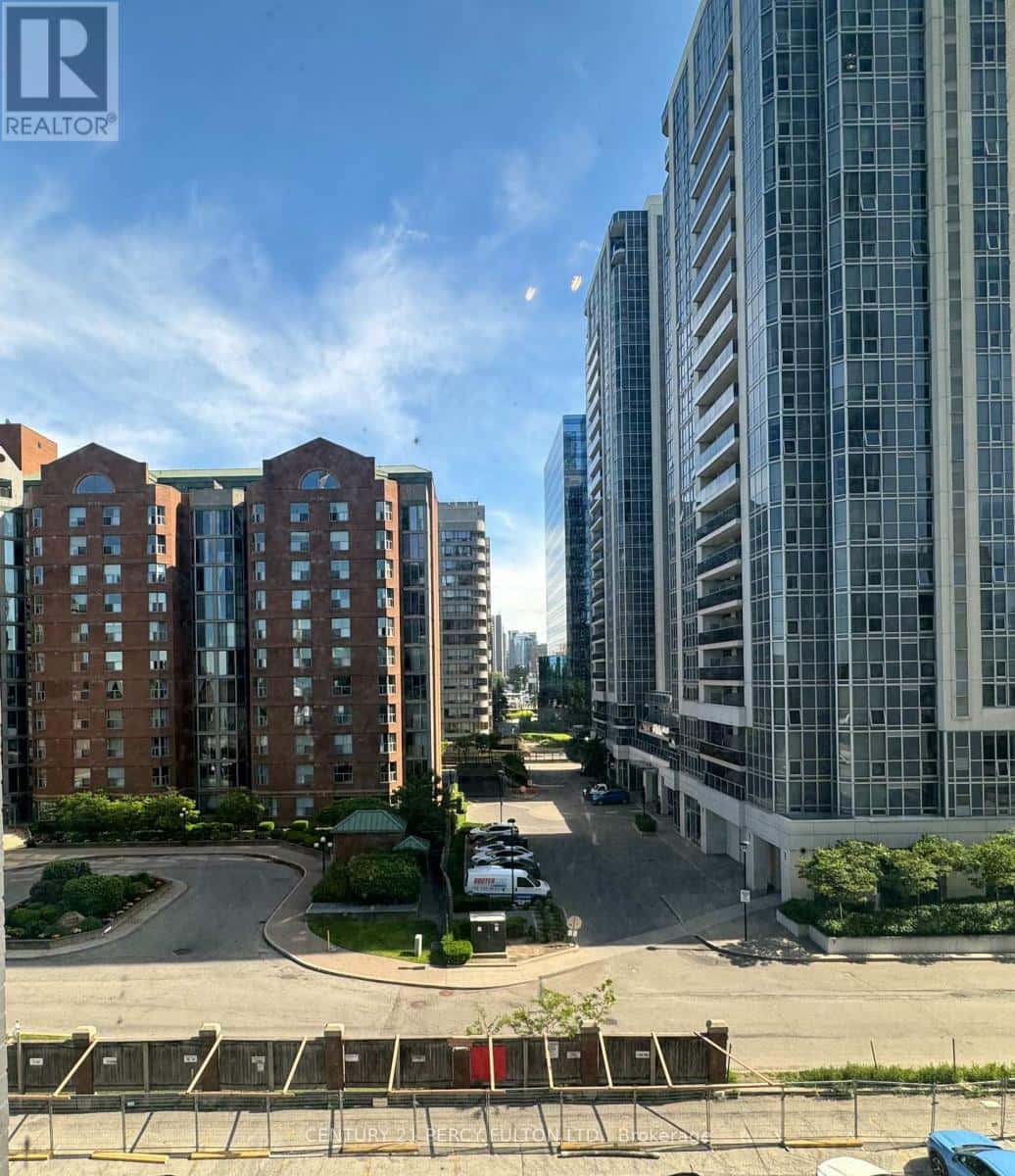 Toronto (Newtonbrook East) — Toronto (Newtonbrook East) - Photo 5 of 45