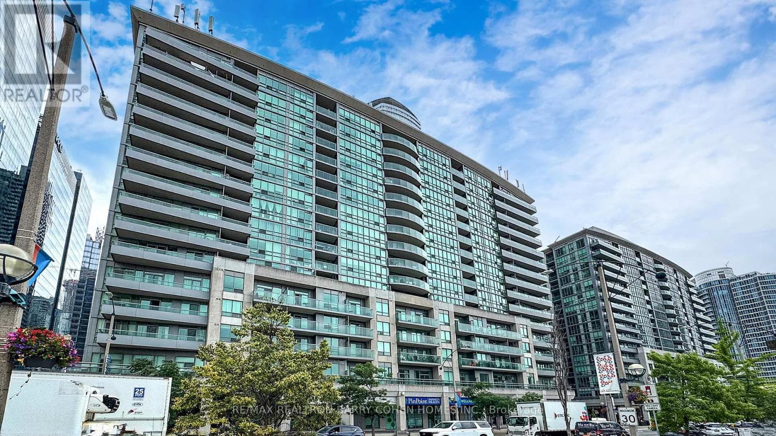 Toronto (Waterfront Communities) — Toronto (Waterfront Communities) - Main photo