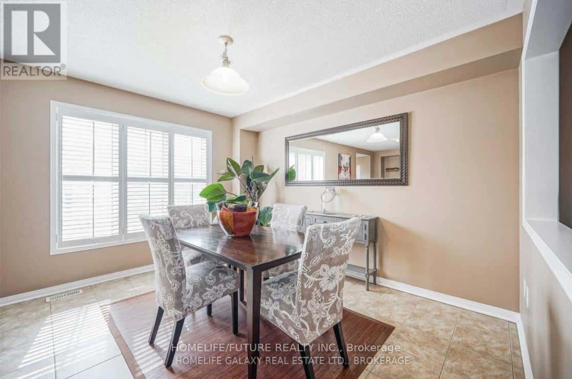 Ajax (Northeast Ajax) — Ajax (Northeast Ajax) - Photo 4 of 10