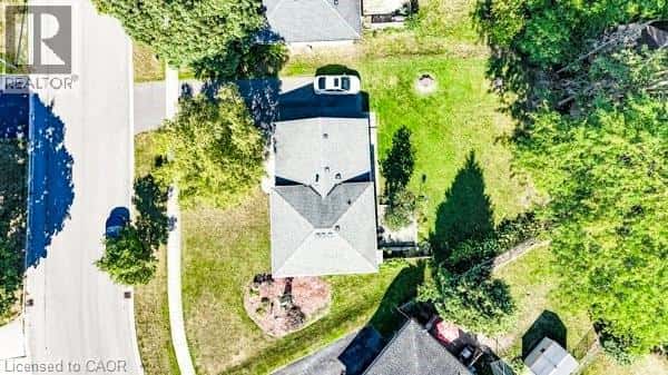 659 GLADSTONE Drive — Woodstock - Photo 5 of 47