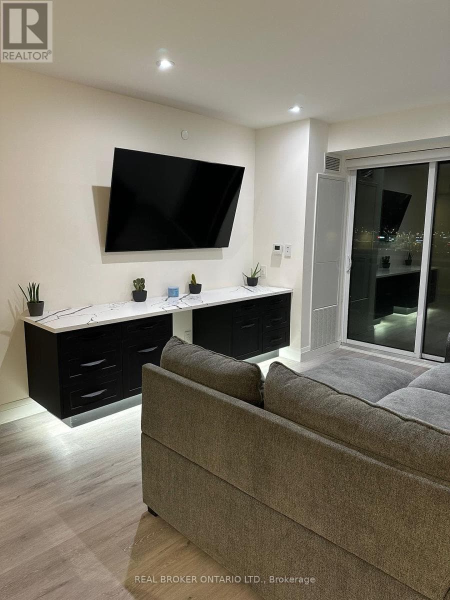 Barrie (0 North) — Barrie (0 North) - Main photo