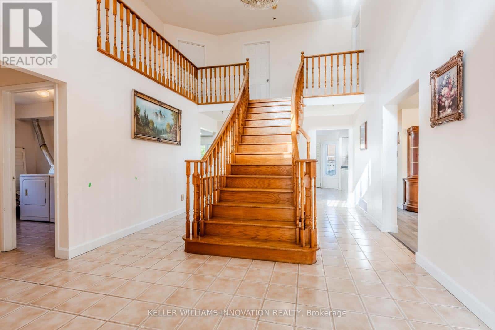 8 DINGWALL COURT — Brampton (Heart Lake West) - Photo 3 of 35